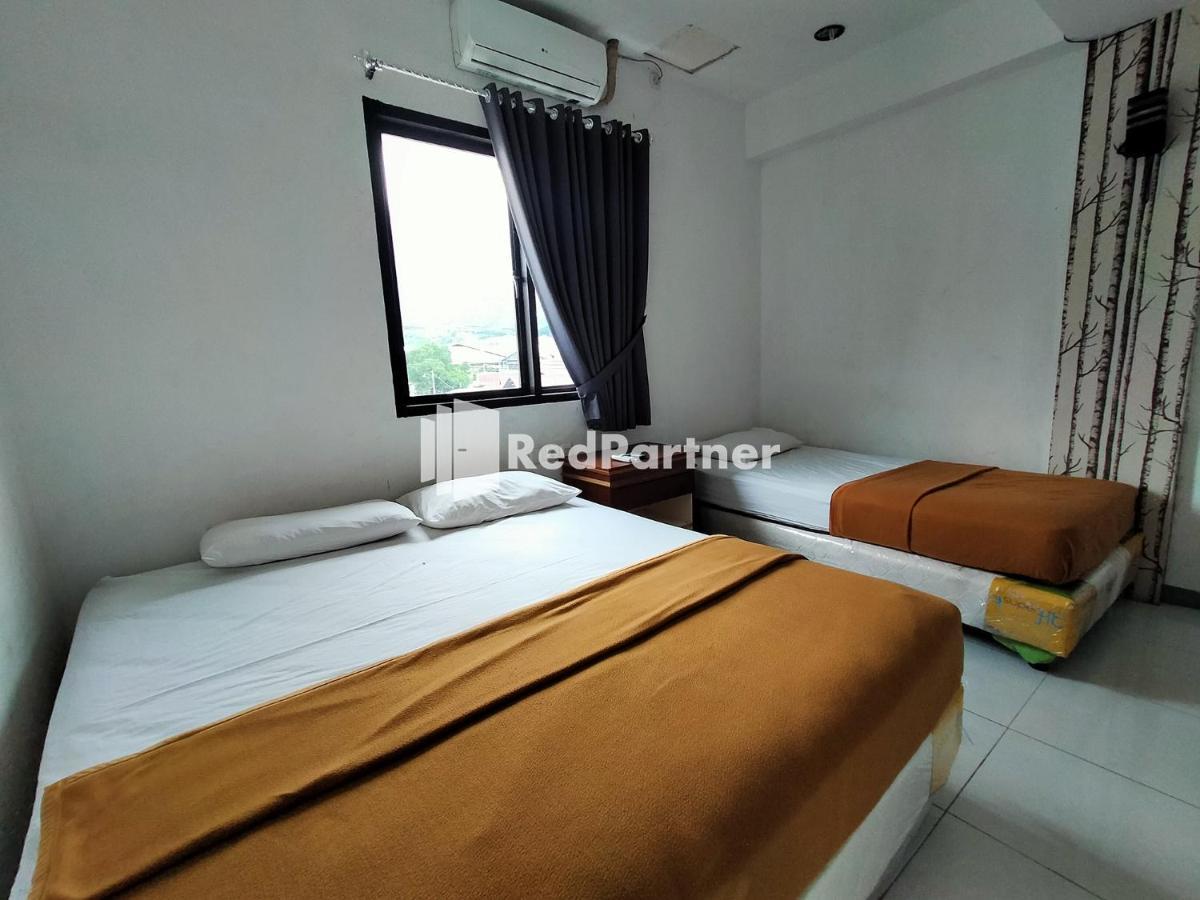 Hotel Ayu Lestari Ternate Redpartner Εξωτερικό φωτογραφία