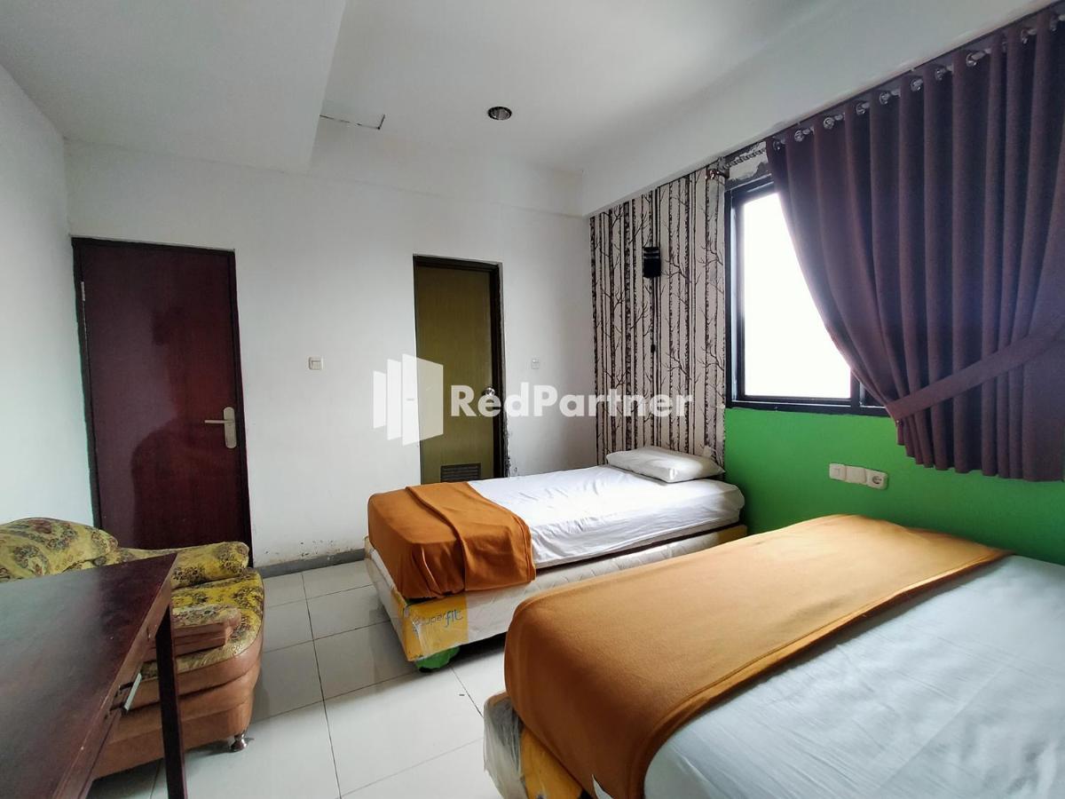 Hotel Ayu Lestari Ternate Redpartner Εξωτερικό φωτογραφία