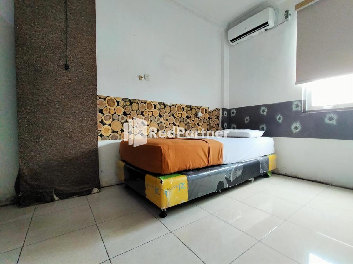 Hotel Ayu Lestari Ternate Redpartner Εξωτερικό φωτογραφία