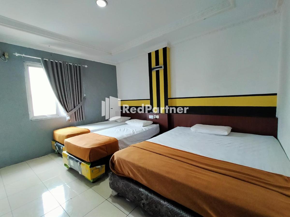Hotel Ayu Lestari Ternate Redpartner Εξωτερικό φωτογραφία